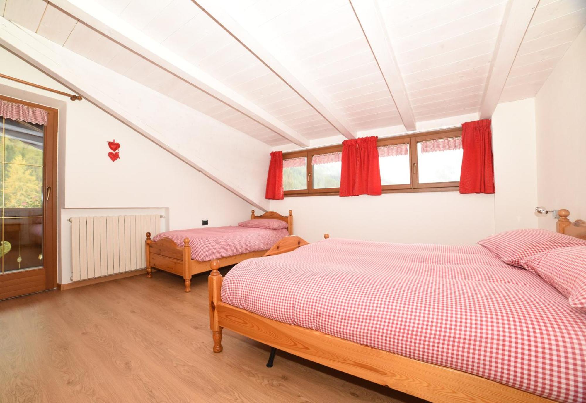 Apartament Cesa Mandi E Miky Canazei Zewnętrze zdjęcie
